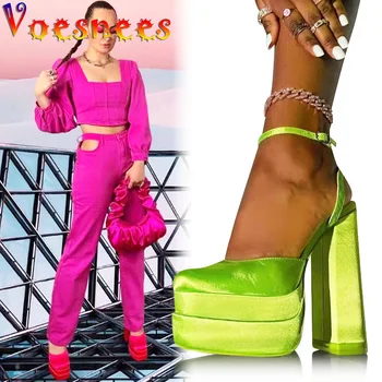 Kadın Saten Yüksek Topuklu Sandalet Moda Kare Kafa Düz Renk Yüksek Topuk Pompaları Yeni Su Geçirmez Platformu Artı Boyutu 14 CM Sahne Ayakkabı