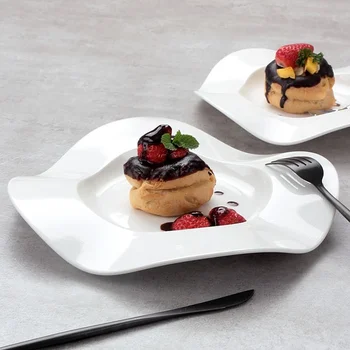 Düzensiz Fransız Kek Tatlı tabağı Yaratıcı Dalgalı Batı Gıda Koyarak Et Salata mutfak seramiği Dim Sum Plaka Seramik Çanak